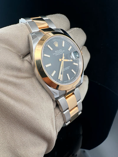 Rolex Datejust 41mm Two tone (Yellow Gold and Stainless Steel) Black Dial, Oyster Band, Smooth Bezel 126303 Pre-Owned