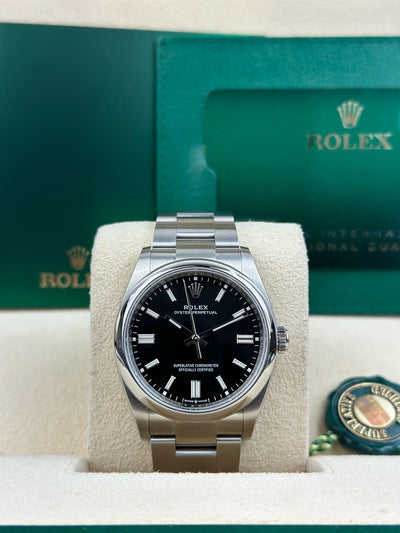 Rolex Oyster Perpetual 36, Oyster bracelet, 36 mm, Oystersteel, Bright black Dial, 126000