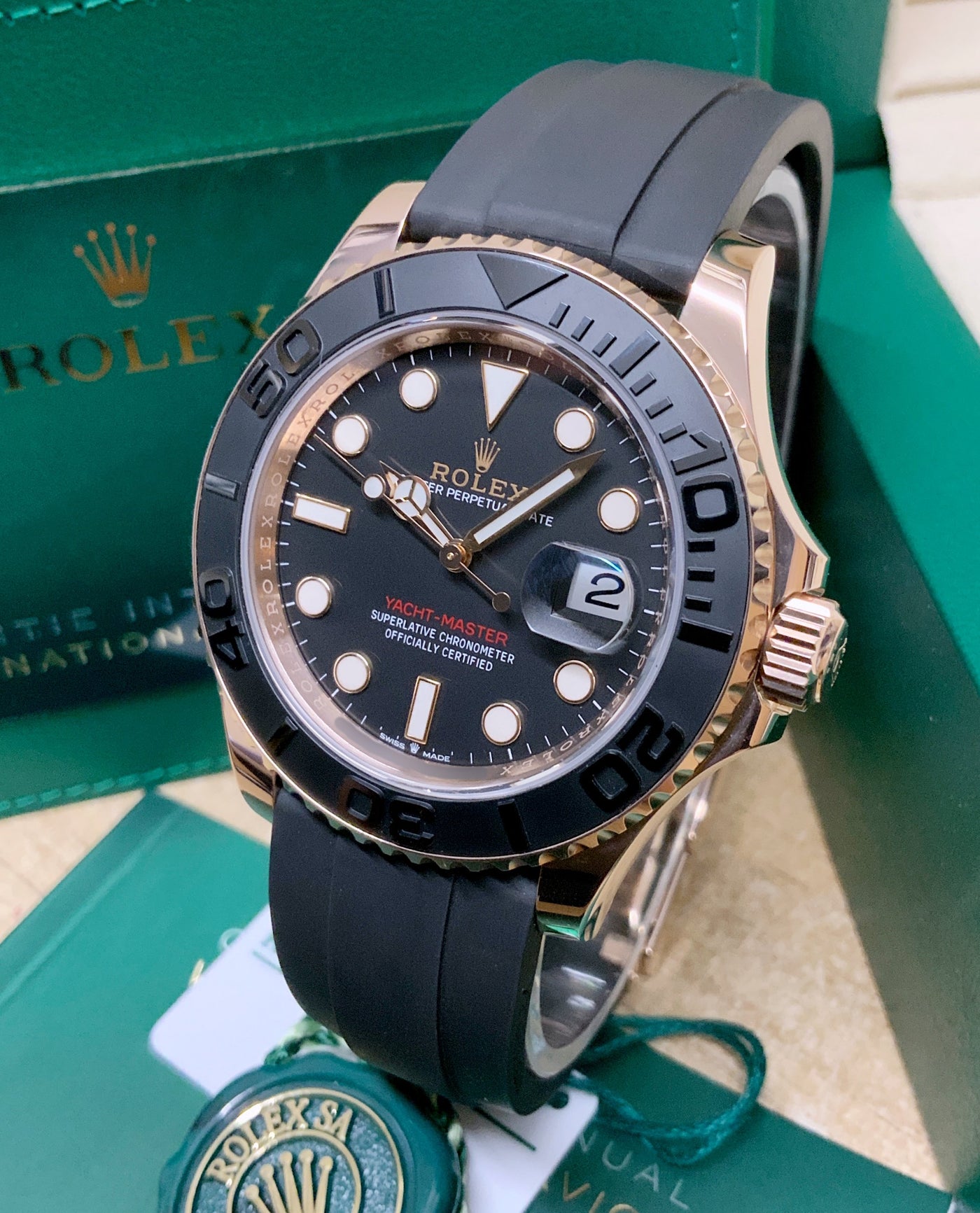 Rolex Yacht-Master 40, Oyster, 40mm, everose gold, Black Dial ref. 126655