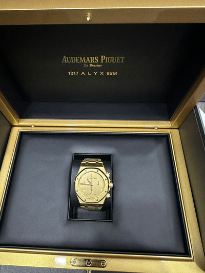Audemars Piguet ROYAL OAK SELFWINDING CHRONOGRAPH LIMITED EDITION OF 202 - 41mm -All Yellow Gold 18kt - 2017 A L Y X 9SM - 26240BA