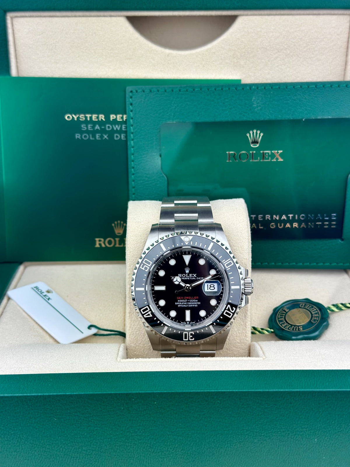 Rolex Sea-Dweller Red Sea, Oyster bracelet, 43mm, Oystersteel, Black Dial, Cerachrom bezel insert in Black ceramic, 126600