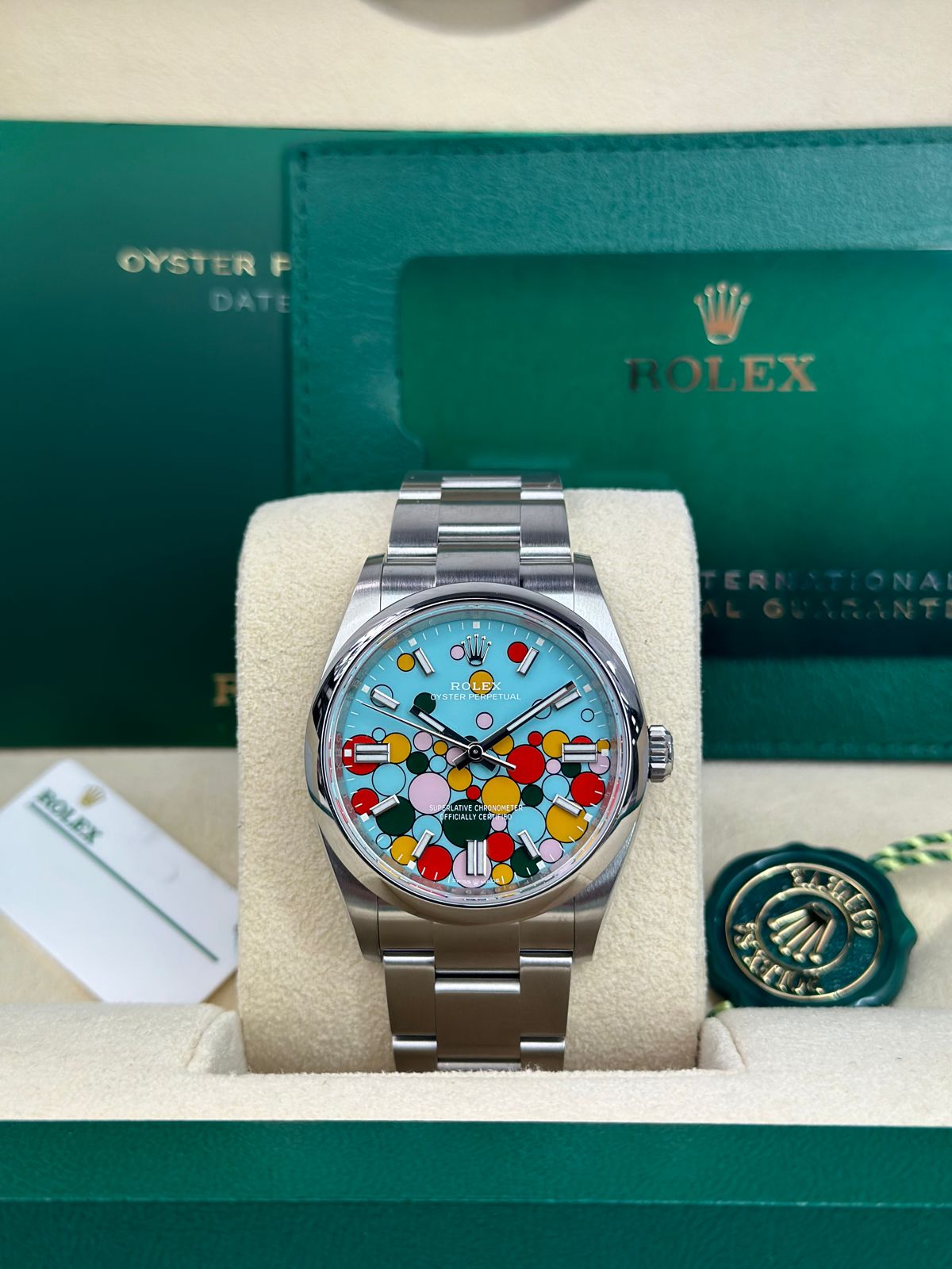 Rolex Oyster Perpetual 36, Oyster bracelet, 36 mm, Oystersteel, Turquoise Blue celebration-motif Dial, 126000