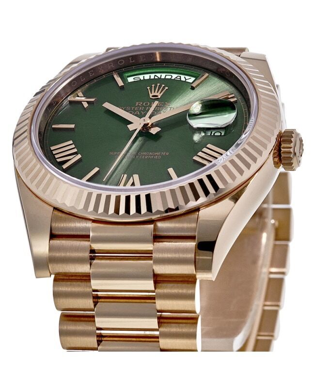 Rolex Day-Date 40 watch: 18kt everose gold - 228235 - Olive Green - 40mm NEW