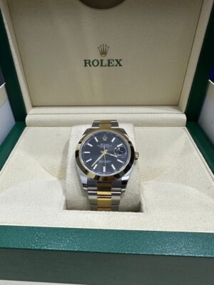 Rolex Datejust 41mm Two tone (Yellow Gold and Stainless Steel) Black Dial, Oyster Band, Smooth Bezel 126303 Pre-Owned - Image 8