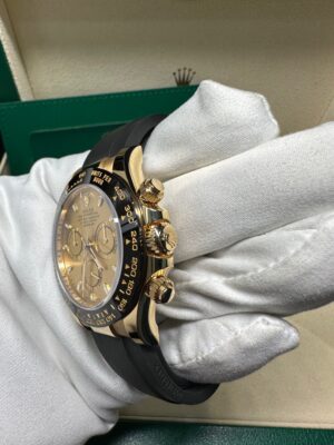 Rolex Daytona yellow gold 116518 gold dial - Image 6