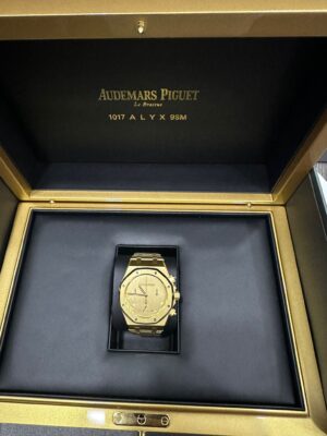 Audemars Piguet ROYAL OAK SELFWINDING CHRONOGRAPH LIMITED EDITION OF 202 - 41mm -All Yellow Gold 18kt - 2017 A L Y X 9SM - 26240BA - Image 4