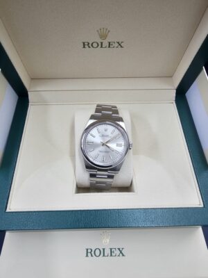 Rolex Oyster perpetual 41, Oystersteel, Silver Index Dial, 124300 - Image 2