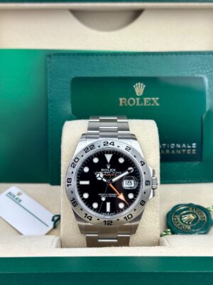 Rolex Explorer II, Oyster, 42mm, Oystersteel, Black dial, 226570 - Image 2