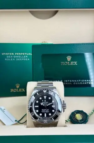Rolex Deepsea, Oyster bracelet, 44mm, Oystersteel, Black Dial, Cerachrom bezel insert in Black ceramic, ref 136660 - Image 2