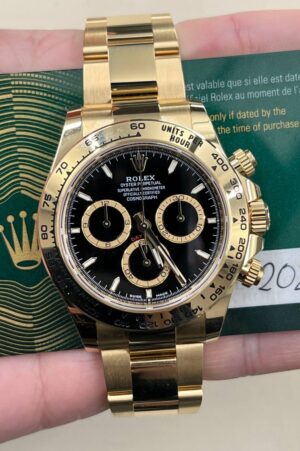 Rolex Cosmograph Daytona, oyster, 40mm, 18 kt Yellow gold, Black dial, Oyster bracelet, 18 kt Yellow gold bezel, ref 126508 - Image 2