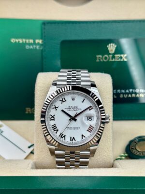 Rolex Datejust 41, Oyster, 41 mm, Oystersteel and White Gold, White Roman dial, Jubilee bracelet, 126334 - Image 2