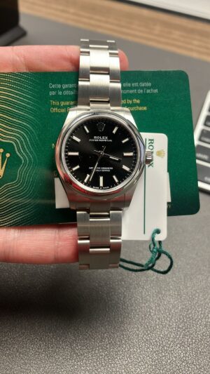 Rolex Oyster perpetual 31, Oyster, 31 mm, Oystersteel, Bright Black dial, Oyster bracelet, ref 277200 - Image 2