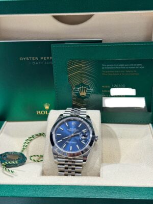 Rolex Datejust 41, Oyster, 41 mm, Oystersteel, Bright Blue Stick Dial, Jubilee Bracelet, 126300 - Image 2